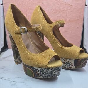 Lucky Brand Yellow Suede Platform Heels